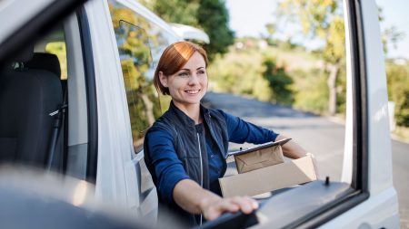 :
    le dernier publié



  



  


      

  

  
    
    Pas de voiture, pas de boulot ! Comment l'Adie accompagne la mobilité des actifs en difficulté financière

          Depuis 35 ans, l'Association pour le droit à l'initiative économique (Adie) prête de l'argent à des personnes qui veulent entreprendre mais n'ont pas accès au crédit bancaire classique. Bon à savoir : ces microcrédits concernent aussi la mobilité.
    
    

      
              
          Diffusé le 24/05
                      
            



  

  
  
    
        2min