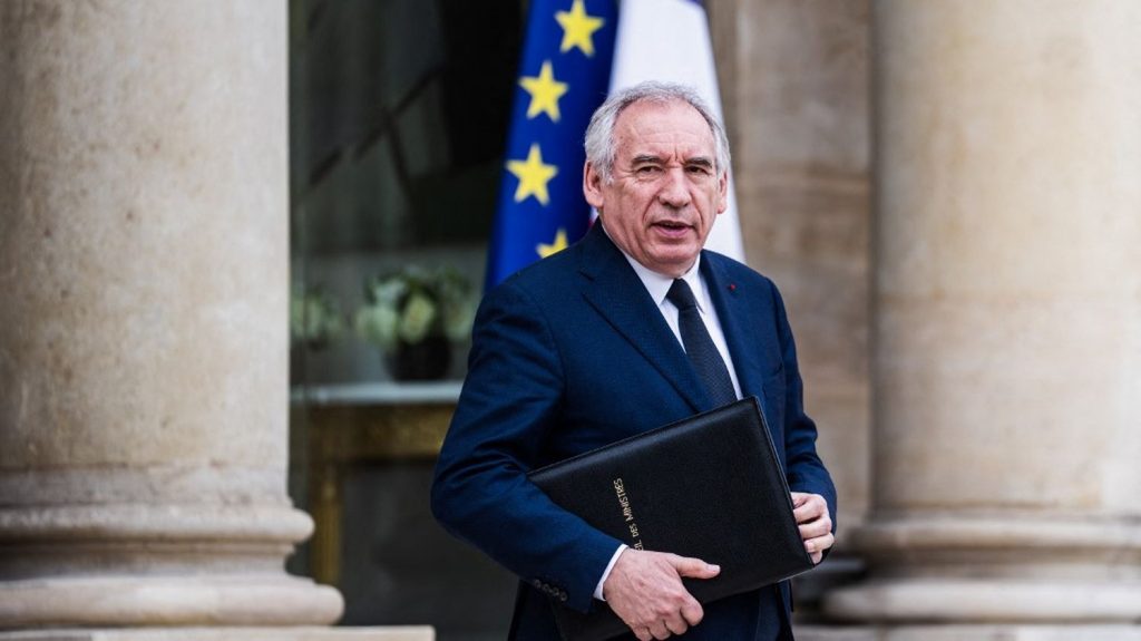 François Bayrou assistera à la messe inaugurale du pape à Rome