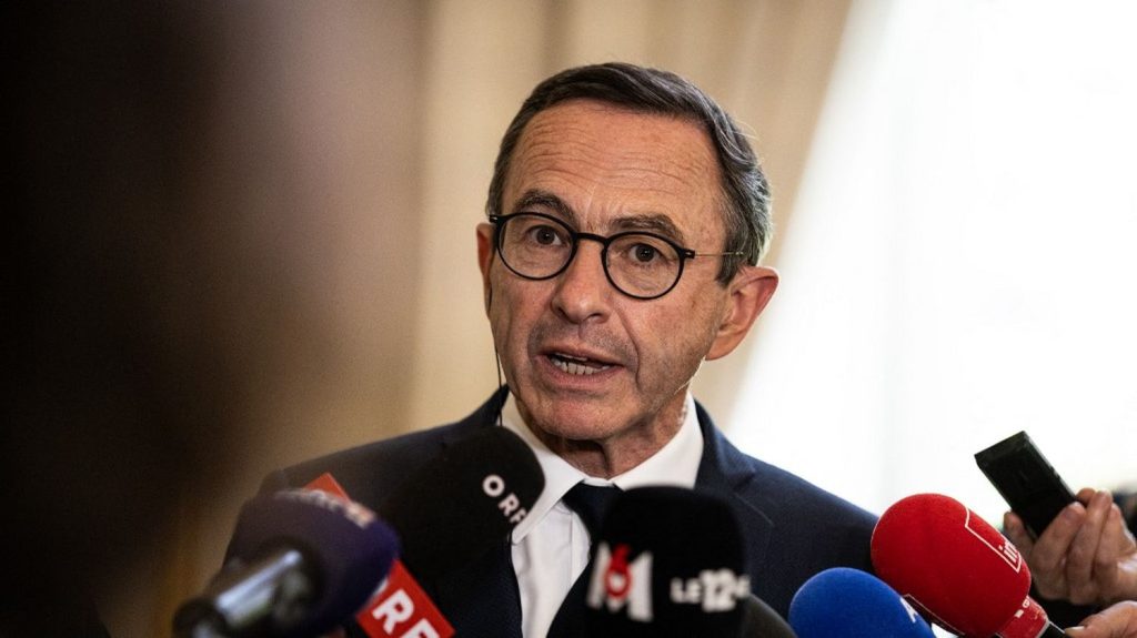 Bruno Retailleau s'inquiète de l'"entrisme" des Frères musulmans