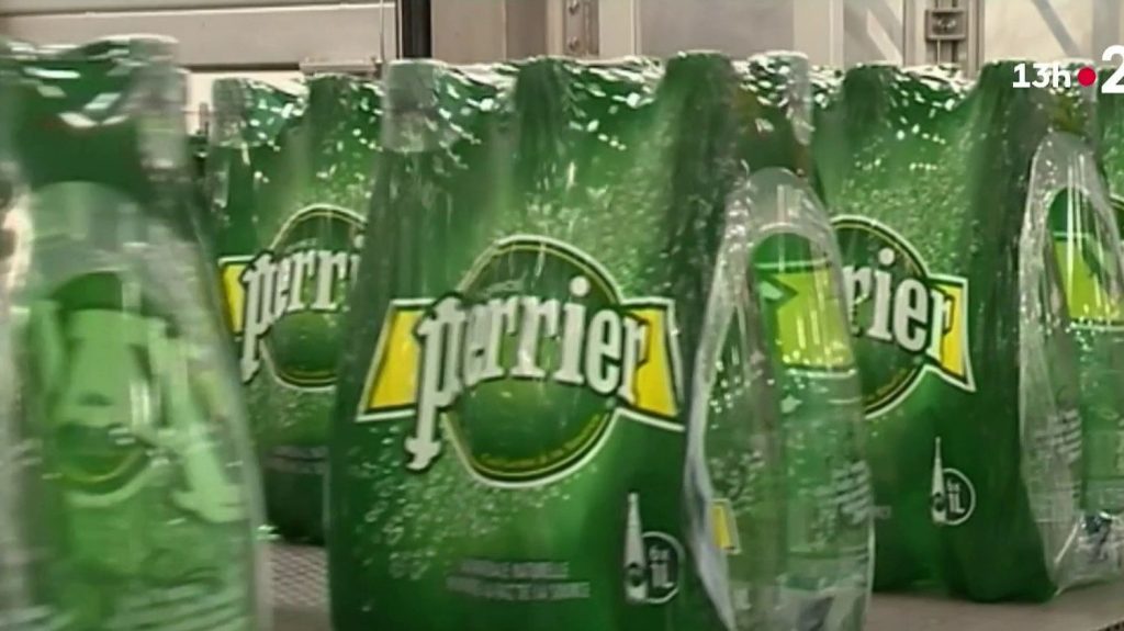 Eaux en bouteille : l'État et Nestlé ont-ils voulu masquer le scandale ?