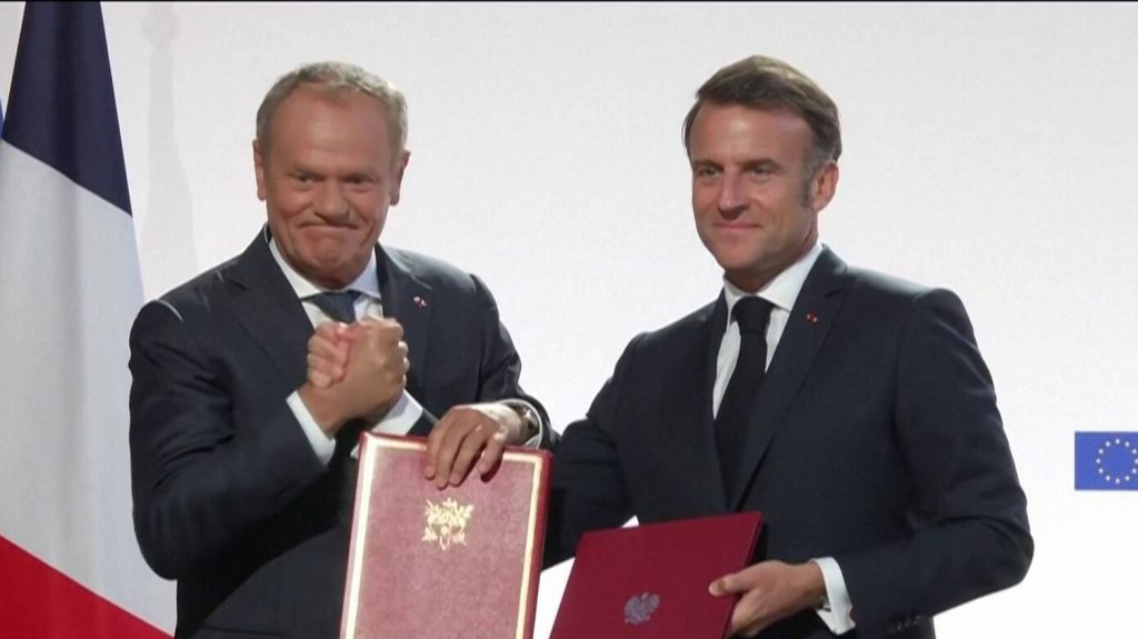Guerre en Ukraine : La France et la Pologne signent un traité de coopération renforcée