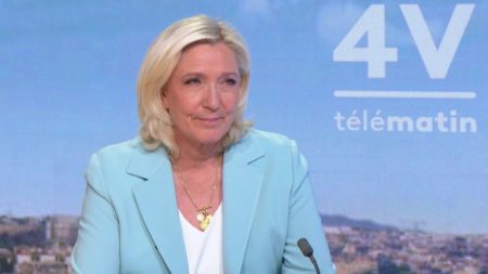 Fusillade à Washington : “Il faut faire en sorte de protéger en France nos compatriotes de confession juive”, réclame Marine Le Pen