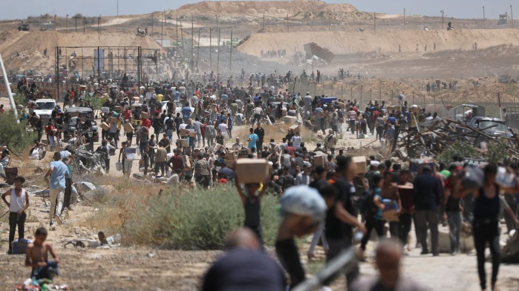 Guerre dans la bande de Gaza : Emmanuel Macron veut "durcir la position collective" contre Israël s'il n'y a pas d'ouverture humanitaire