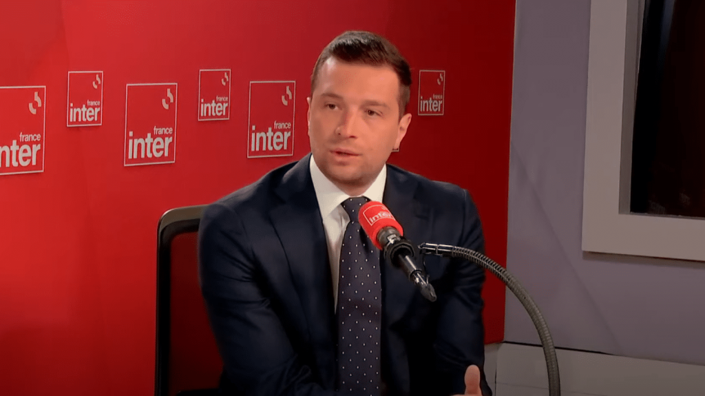 "Si demain nous arrivons à la tête de l’Etat, nous interdirons les Frères musulmans", assure Jordan Bardella