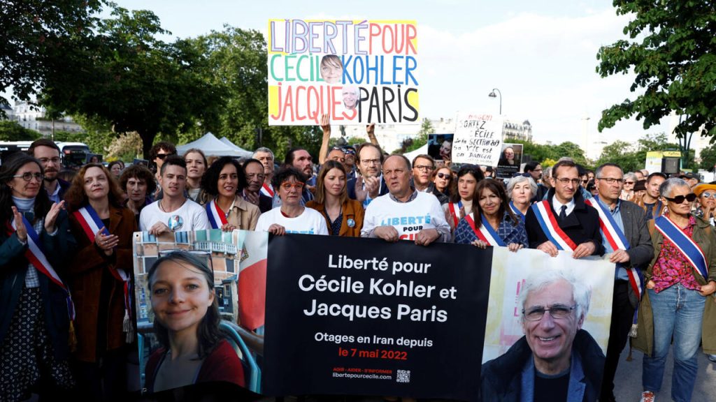 La France poursuit l'Iran à Top ONU Court contre les citoyens détenus à Téhéran