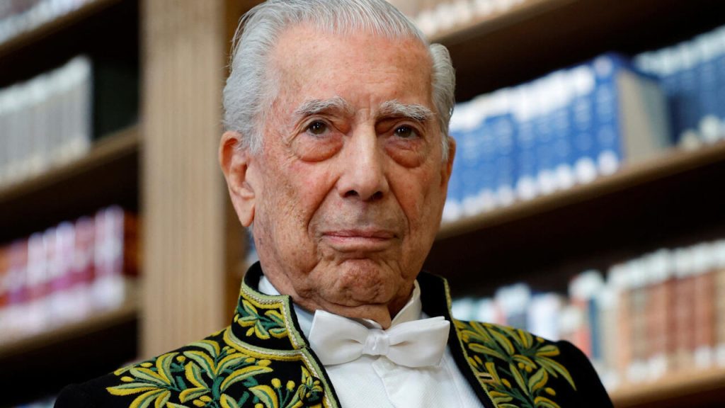 L'auteur lauréat du prix Nobel Mario Vargas Llosa décède à l'âge de 89 ans