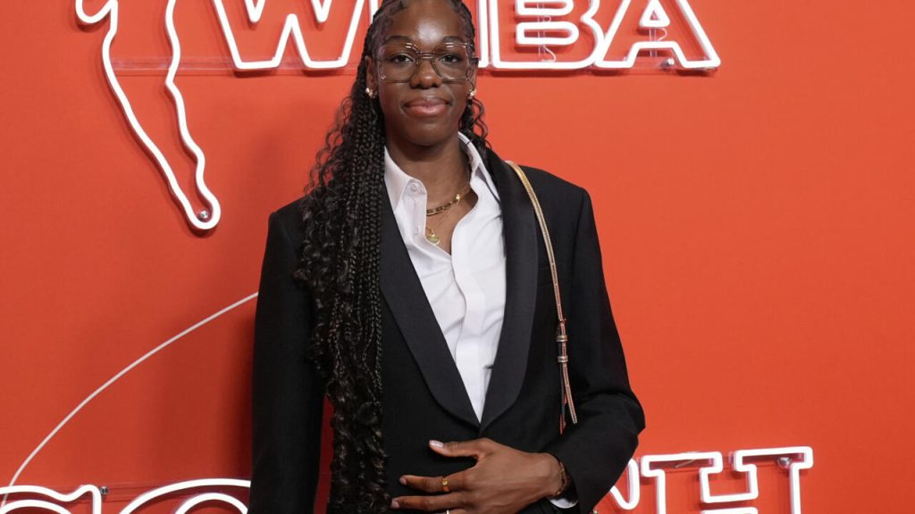 Le duo français Malonga et Kane font l'histoire de la WNBA avec des choix de repêchage