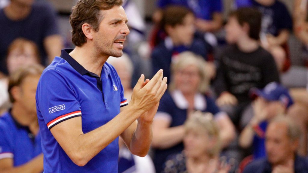 Les chefs de tennis français recherchent un nouveau skipper pour l'équipe féminine pour remplacer Benneteau