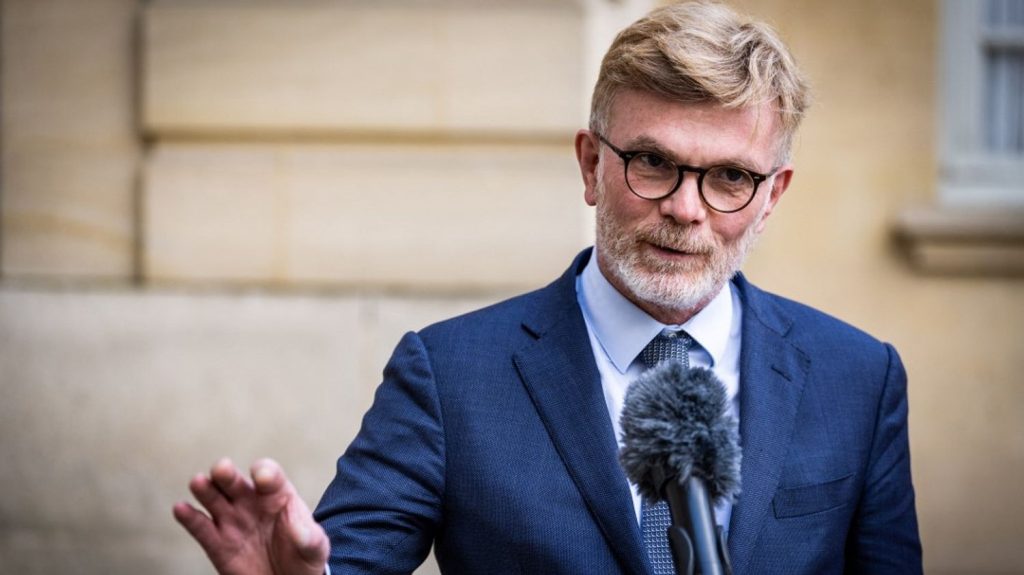 Le numéro 2 du MoDem déplore une "une forme de trahison" de l'esprit macroniste de 2017