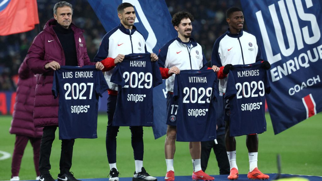 PSG réglé pour conclure la Ligue 1 au milieu des manifestations concernant l'accord `` visiter le Rwanda ''