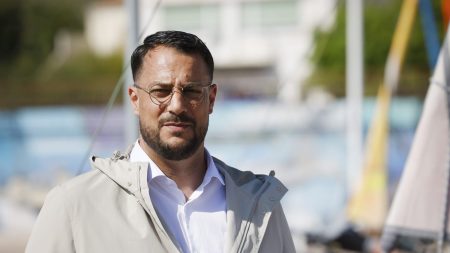 Perquisitions chez Sébastien Delogu : "Maintenant, vous allez être perquisitionné parce que vous avez peut-être des informations sensibles", déplore le député LFI