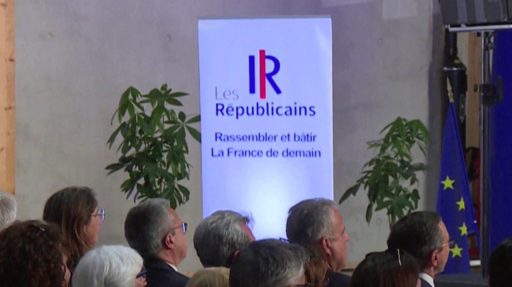 Présidence de LR : Wauquiez/Retailleau, l'heure du choix pour les adhérents