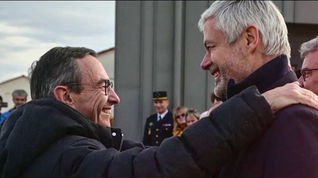 Présidence des Républicains : Bruno Retailleau ou Laurent Wauquiez, qui choisiront les adhérents du parti ?