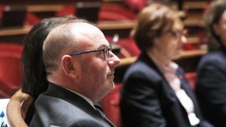Proposition de loi Duplomb : le sénateur Laurent Duplomb, favorable à la réintroduction de l'acétamipride, dénonce "une naïveté coupable" de l'opposition