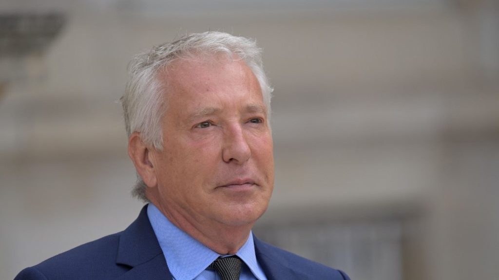 Référendum : pour le député RN Philippe Ballard, écarter le sujet de l'immigration révèle la "déconnexion" d'Emmanuel Macron