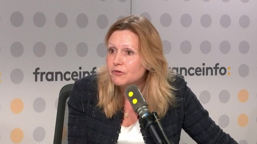 Référendum : la présidente de l'Assemblée nationale salue l'ouverture d'Emmanuel Macron et plaide pour "une réforme constitutionnelle"