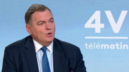 Suppression des ZFE : "Une remise à plat me paraît indispensable", réagit le ministre des Transports