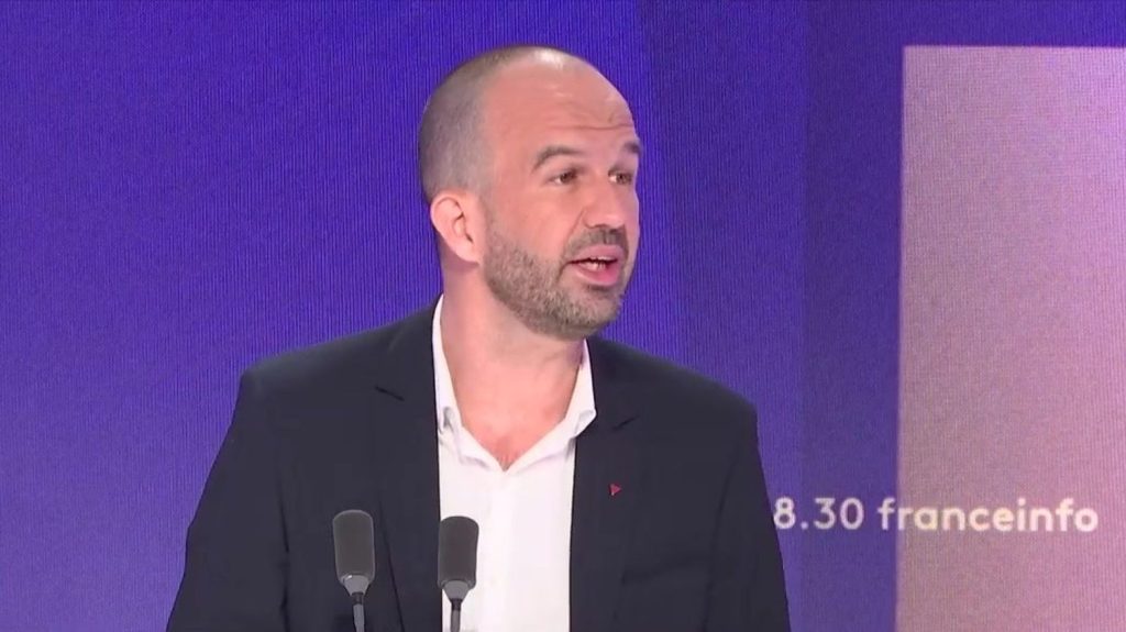 TVA sociale : "C'est totalement inacceptable", l'Insoumis Manuel Bompard promet une "opposition ferme et radicale"