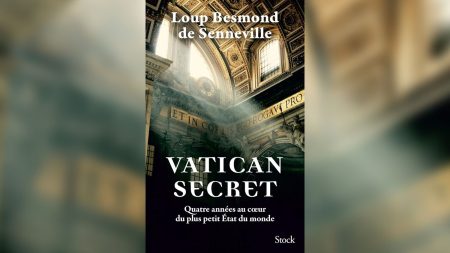 "Vatican secret" de Loup Besmond de Senneville

          Cette semaine, un journaliste se glisse dans les bureaux de la Curie romaine, la puissante et mystérieuse administration du Vatican.
