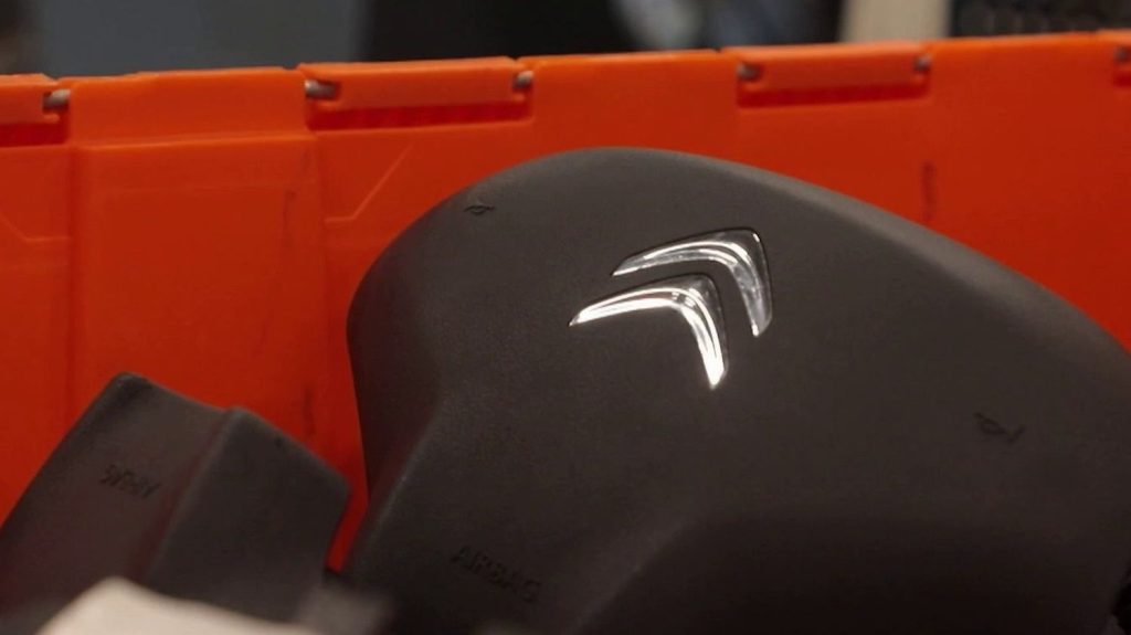 Incident mortel lié à un airbag défectueux : 82 000 véhicules supplémentaires immobilisés après la mort d'une mère de famille