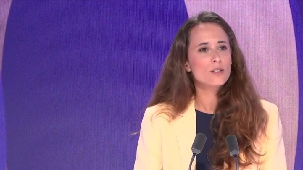 Bateau pour Gaza intercepté : la députée insoumise Clémence Guetté dénonce une "arrestation illégale"