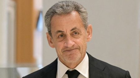L'ancien président Nicolas Sarkozy exclu de la Légion d'honneur après sa condamnation dans l'affaire des écoutes
