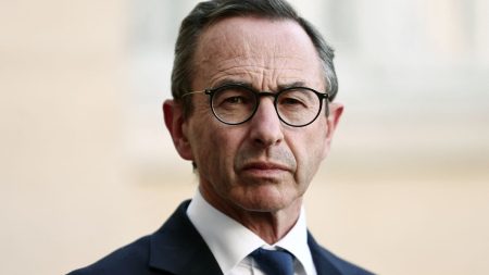 Olivier Faure accuse Bruno Retailleau d'attiser un "racisme d'atmosphère", le ministre de l'Intérieur dénonce une attaque "minable"