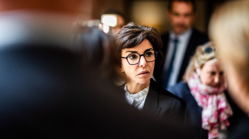 :
    Enquête France 2




  



  


  
  "Dati honoraire GDF Suez" : les troublants paiements reçus par Rachida Dati d'un cabinet d'avocats