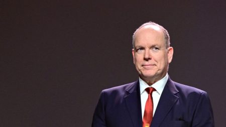 Philippe Mettoux, nommé chef du gouvernement de Monaco par le prince Albert II, renonce à prendre ses fonctions sur fond de crise