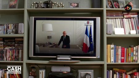 :
    Vidéo




  



  


  
  Comment, en coulisses, Pierre-Édouard Stérin aurait aidé Éric Ciotti à préparer les législatives de 2024