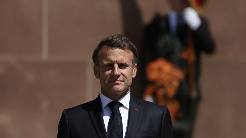 Conflit au Proche-Orient : Emmanuel Macron demande à Israël de mettre "urgemment fin" aux frappes "sans lien avec le programme nucléaire et balistique iranien"
