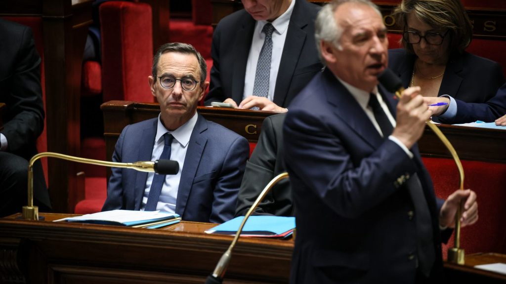 :
    Édito



  



  


      

  

  
    La proportionnelle peut-elle entraîner une crise gouvernementale ?

          Alors que François Bayrou est favorable de très longue date à un scrutin proportionnel, la droite y a toujours été farouchement hostile. Et lors d'un entretien à Matignon lundi avec Bruno Retailleau, celui-ci a laissé planer la menace d'une démission en cas de réforme.