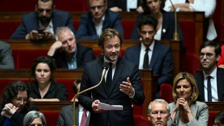 Réforme des retraites : le Parti socialiste dépose une motion de censure