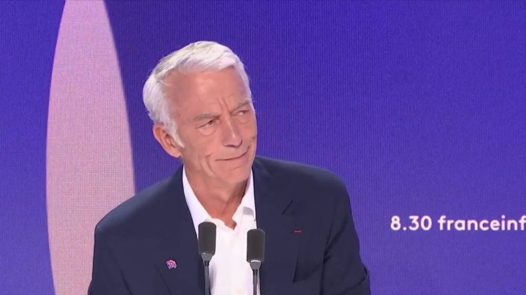 Retraites : "Bien sûr" que le Medef ira à Matignon pour que "le dialogue social se poursuive", assure Patrick Martin