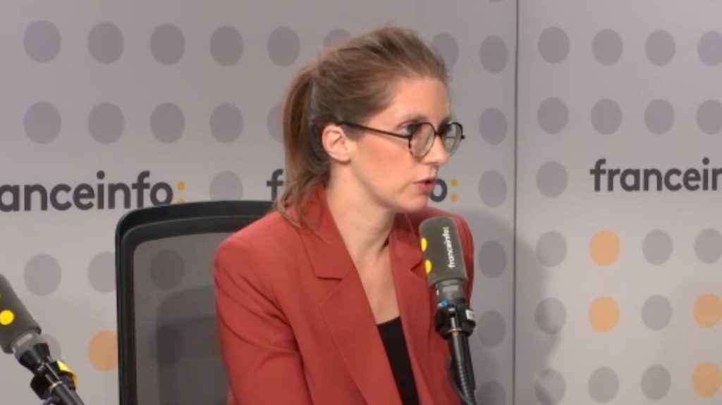 Le Sénat intègre le non-consentement à la définition pénale du viol : "Ce n'est pas un symbole", salue la ministre Aurore Bergé

          Le texte permet de considérer comme viols "des situations qu'on n'arrivait pas à caractériser", explique la ministre Aurore Bergé, rappelant qu'il s'agissait aussi d'une demande des magistrats.