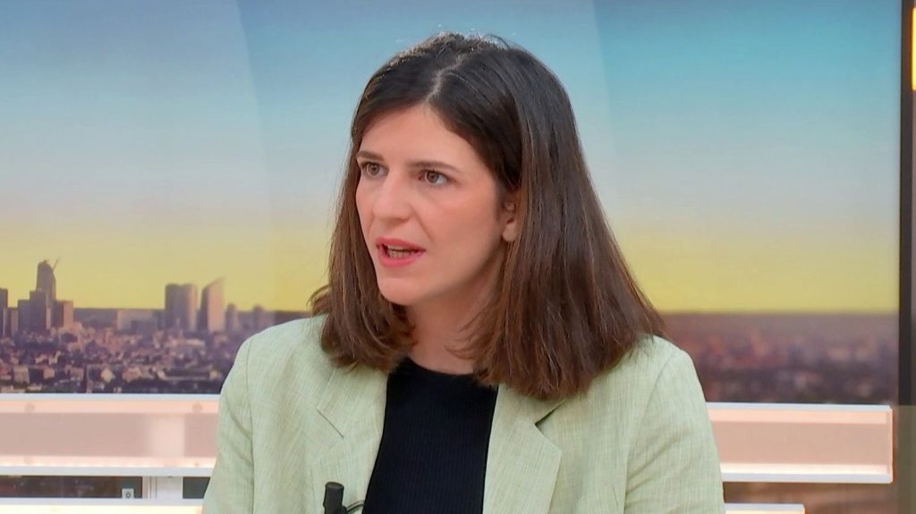 Réseaux sociaux : "Il faut imposer une vérification de l'âge, une vraie vérification", estime Clara Chappaz, ministre déléguée de l'Intelligence artificielle et du Numérique