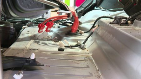 Les vols de batteries explosent sur les voitures hybrides