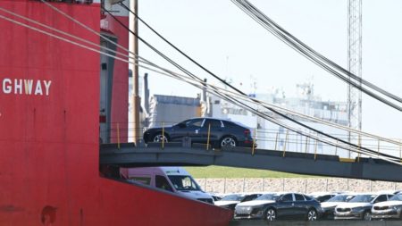 Aéronautique épargnée, cosmétiques plombés… Après l'accord douanier avec les Etats-Unis, qui sont les gagnants et les perdants en Europe ?