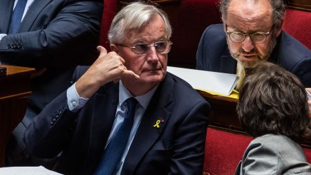 "C'est vraiment Dallas" : on vous raconte la bataille entre Michel Barnier et Rachida Dati pour la législative partielle à Paris