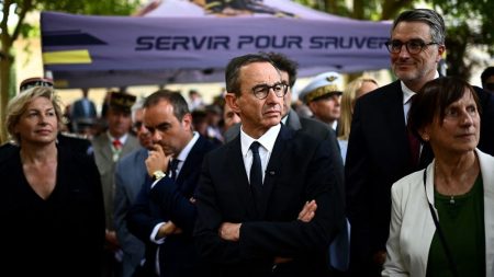"Cela montre que sa voix porte" : recadré par Emmanuel Macron, Bruno Retailleau cherche à construire le "projet présidentiel de LR", assure son entourage