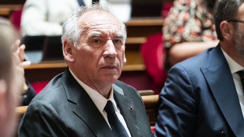 Budget 2026 : François Bayrou présente son projet pour économiser 40 milliards d'euros, et met sa méthode à l'épreuve