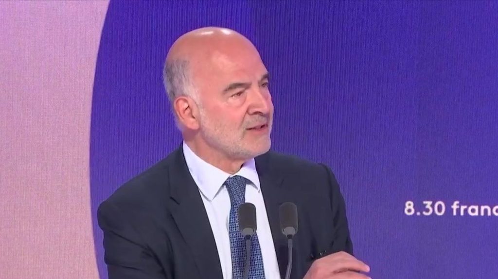 Budget 2026 : "François Bayrou a eu raison de dire que c'était un moment de vérité, la France est trop endettée", affirme Pierre Moscovici