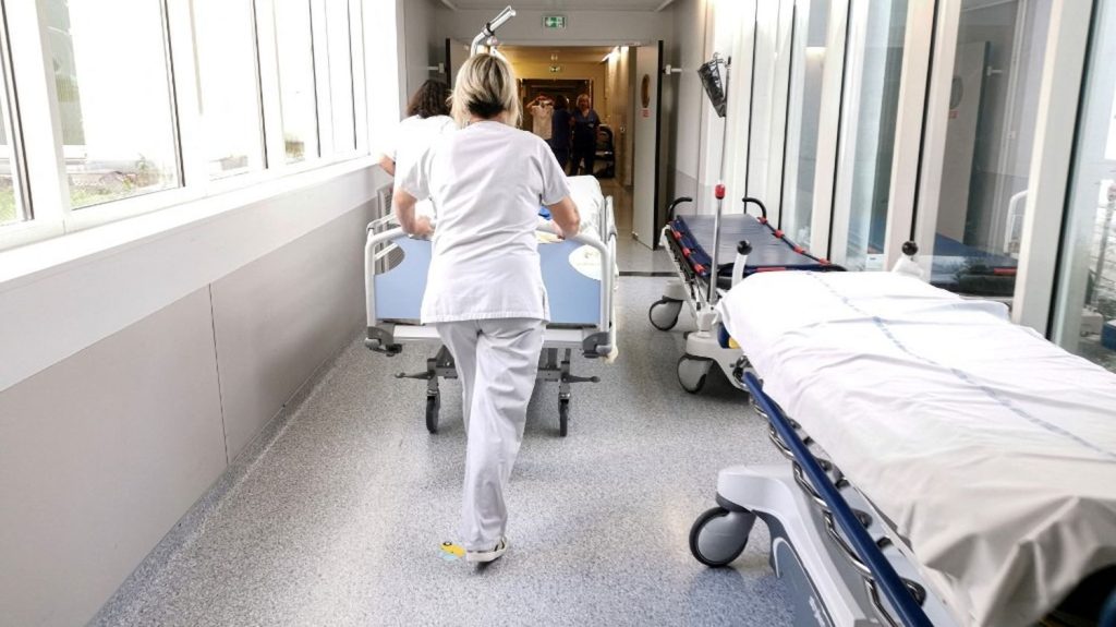 Budget 2026 : comment le gouvernement veut "responsabiliser les patients" pour réduire le coût des soins de santé