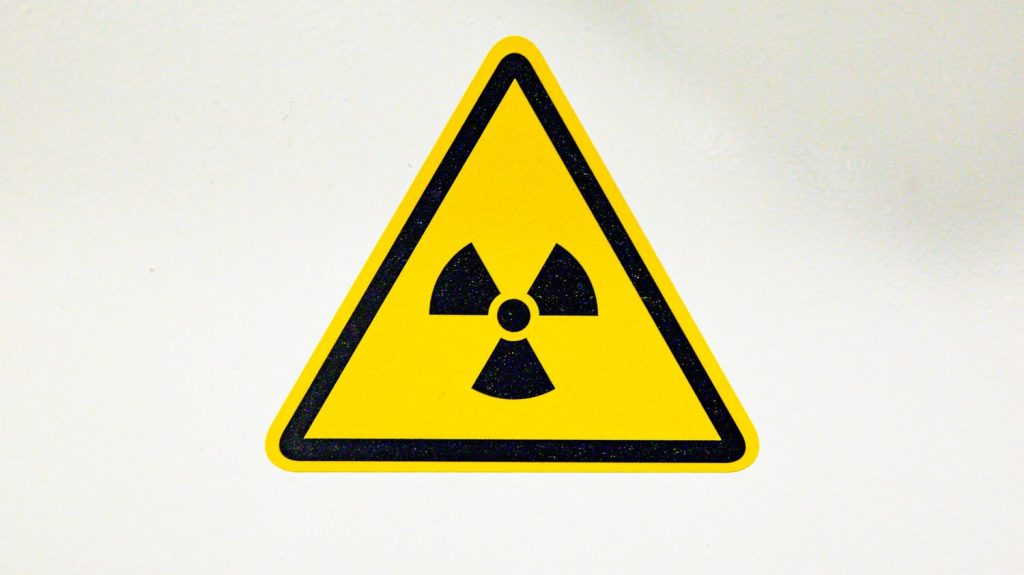 La France et le Royaume-Uni sont prêts à "coordonner" leur dissuasion nucléaire et à protéger l'Europe