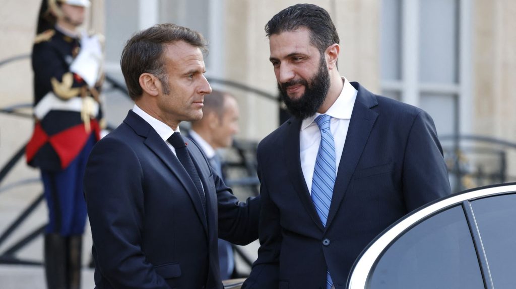 Emmanuel Macron juge "impératif d'éviter" que la violence "se répète" en Syrie, théâtre d'affrontements entre Druzes et Bédouins