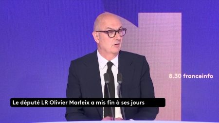 Menace de dissolution : le député (EPR) Roland Lescure appelle les groupes politiques à "éviter un blocage"