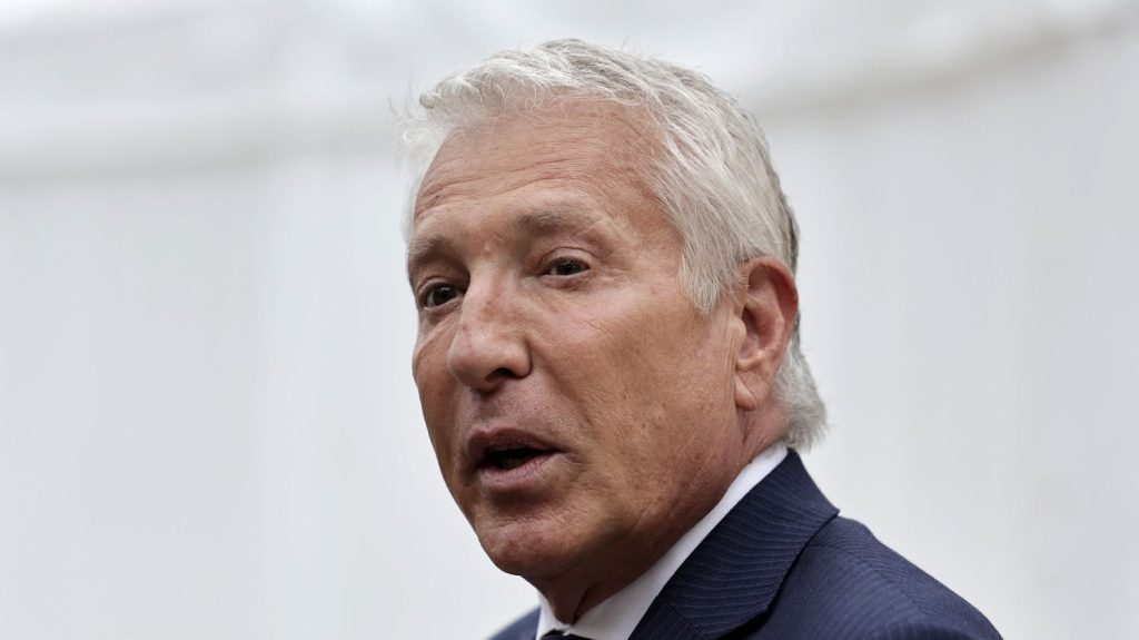 Perquisition au siège du RN : "Ça commence à se voir en termes d'acharnement", dénonce Philippe Ballard, porte-parole du RN