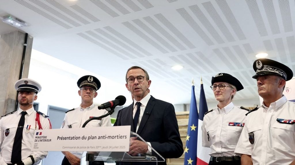 Le gouvernement va présenter "à la rentrée" un projet de loi contre la détention et l'utilisation de mortiers, annonce Bruno Retailleau