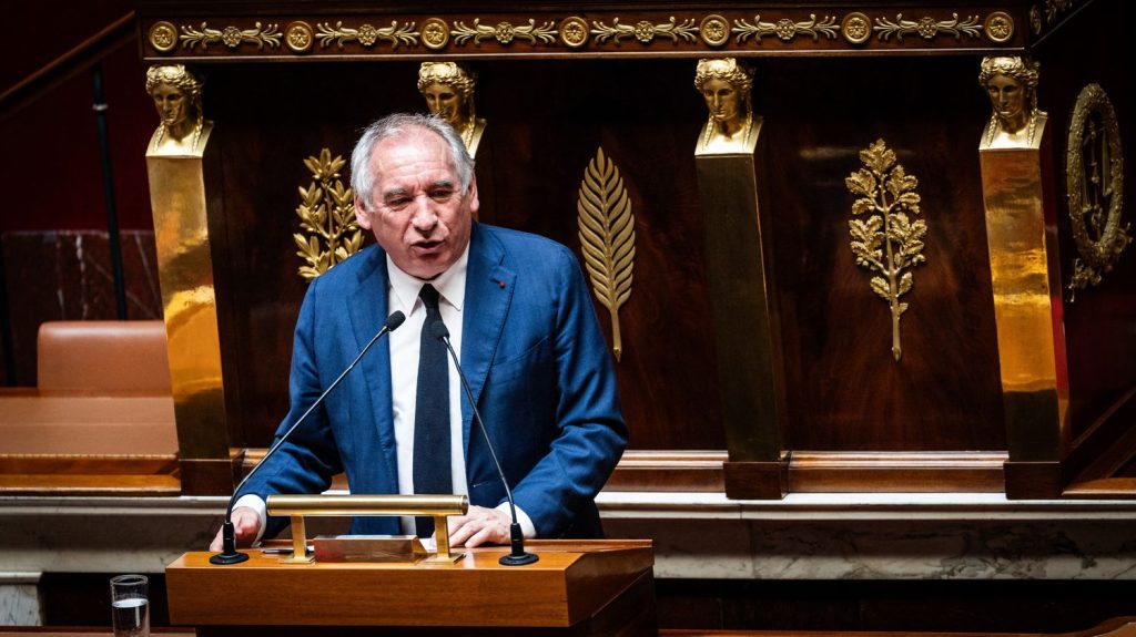 "Conclave" sur les retraites : la gauche échoue à censurer le gouvernement de François Bayrou, faute des voix du Rassemblement national