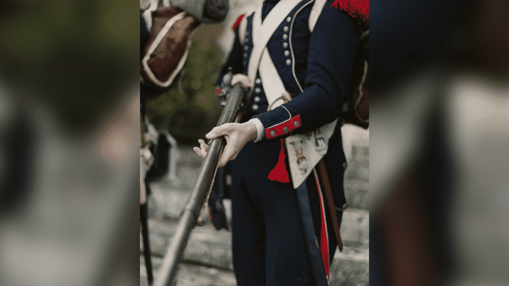 "Leur optique est ouvertement antirépublicaine" : présenté comme un nouveau Puy-du-Fou, le spectacle historique Murmures de la cité suscite la polémique